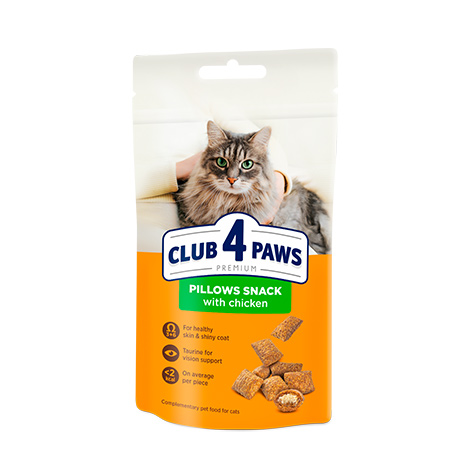 CLUB 4 PAWS PREMIUM PILLOWS FOR ADULT CATS WITH CHICKEN. COMPLEMENTARY PET FOOD