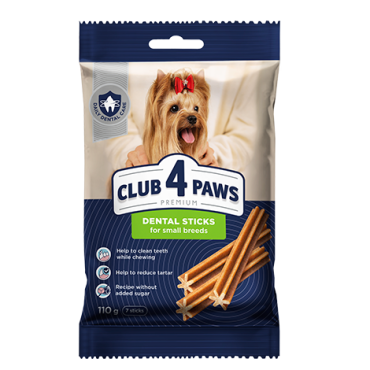 CLUB 4 PAWS Premium dental sticks. Complementary pet food for adult dogs of small breeds